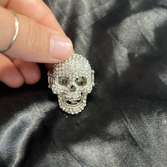 Stage Jewelry - Picture 4 of 5